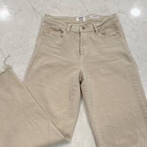 Kensie Straight Leg Jeans in Light Beige